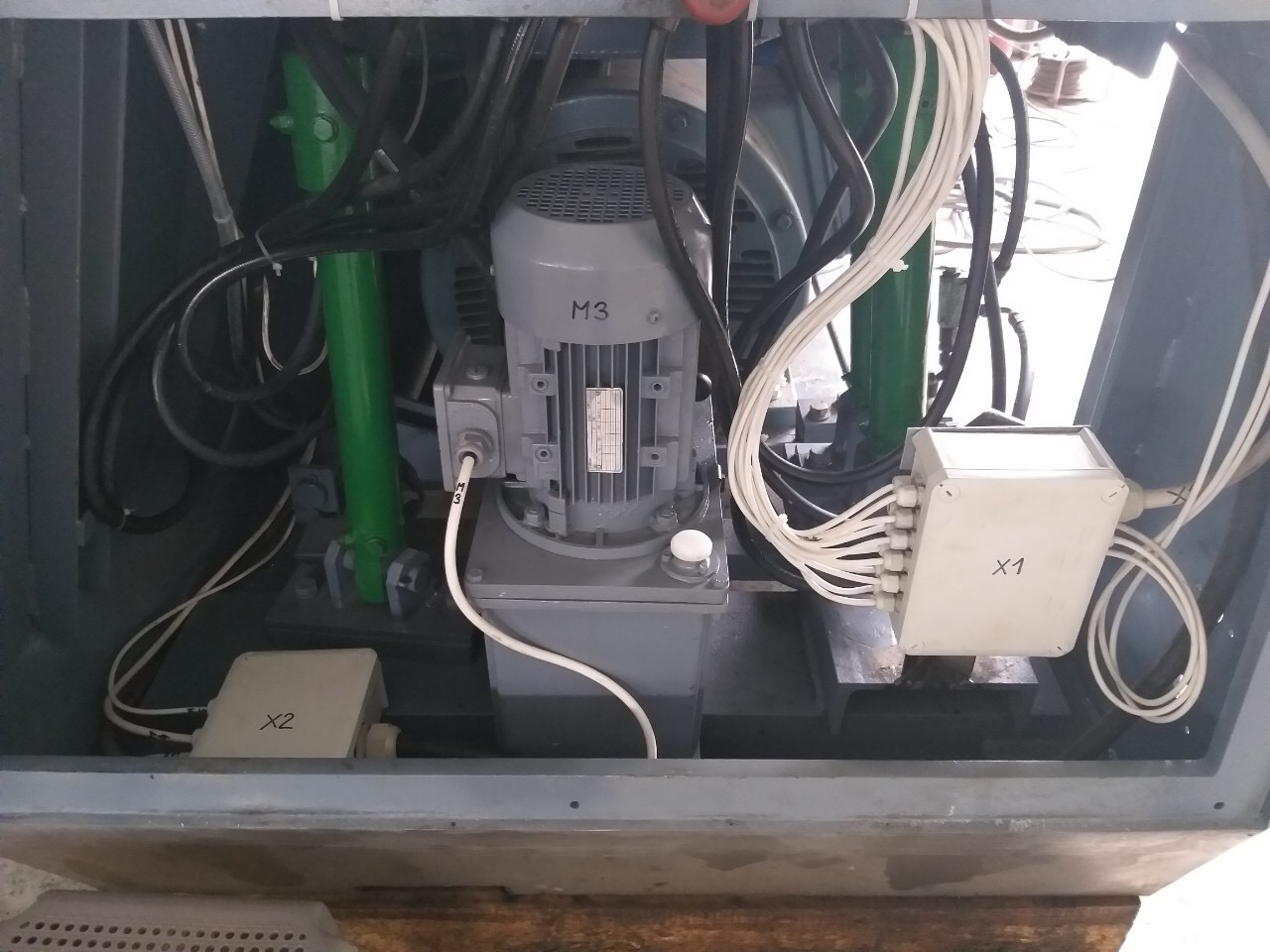 Vacuum Cutter LASKA 330 liter