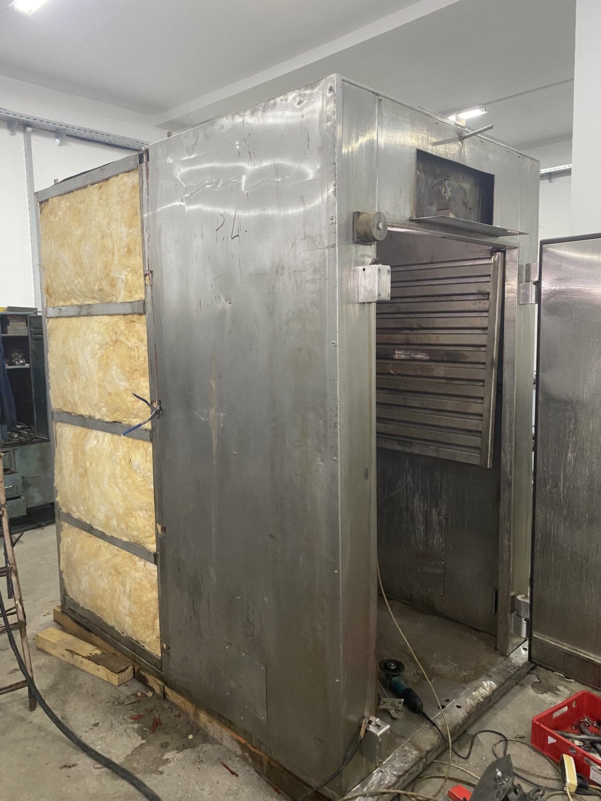 Smoke chamber FESSMANN 2 trollies