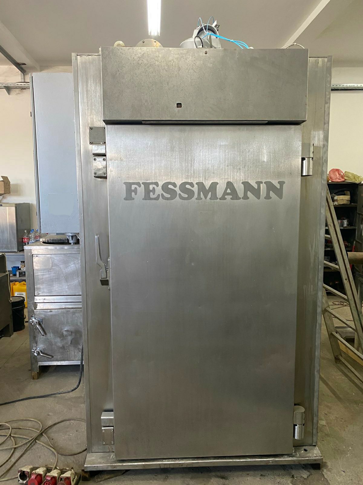 Smoke chamber FESSMANN 2 trollies